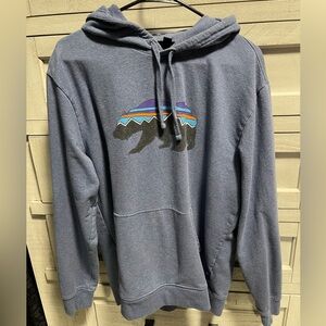 Women’s Patagonia hoodie